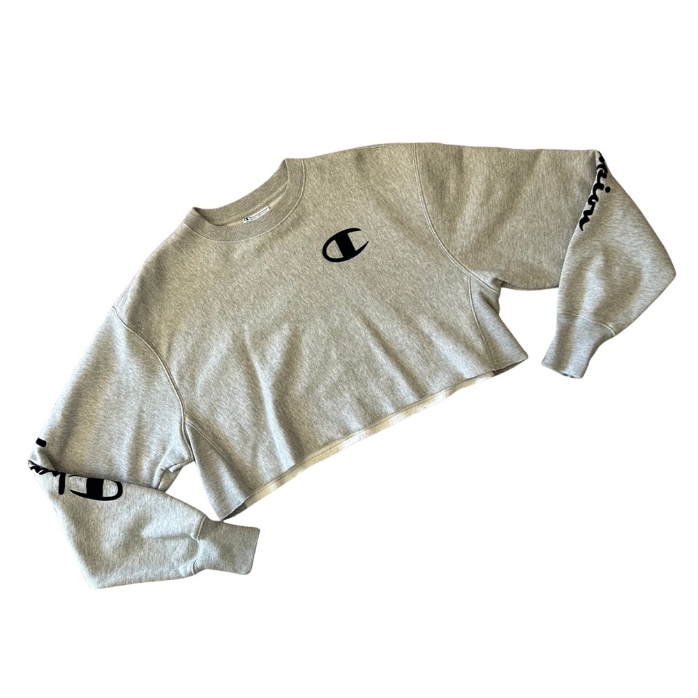NWOT Champion Women’s Gray Cropped Wide Logo Crewneck Sweatshirt